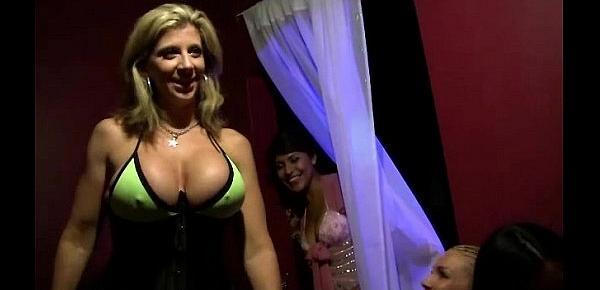  sara jay flower tucci and luscious lopez backstage